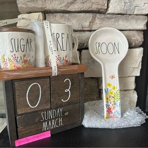 Sugar/Cream Tray and Spoon RestRae Dunn